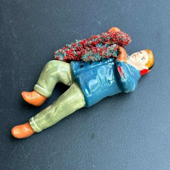 Dept 56 - Man on Ladder Hanging Garland - Loose Figurine - Snow Village - 1988 - Picture 2 of 6